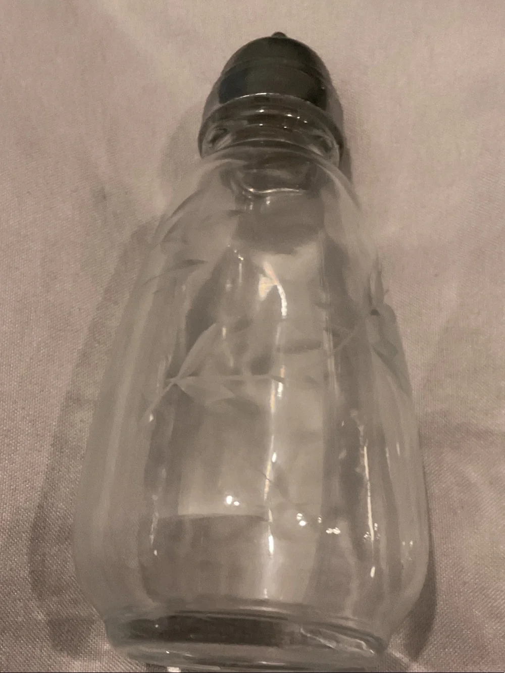 Princess House Clear Glass Salt and Pepper Shakers with Silver Tops
